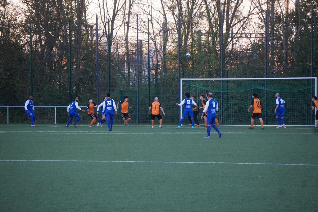 Tricolore - Lasauvage 1-1 Championnatsmätch Senior 1 13.11.2022 34.JPG